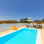 Alasia فيلة *