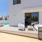 فيلة Alasia باراليمني
