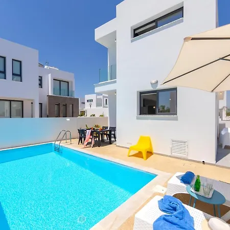 Alasia * Paralimni