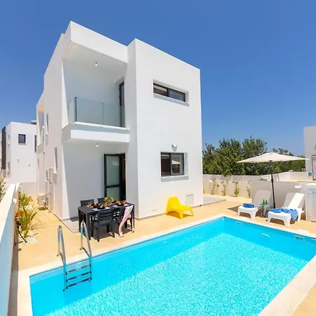 Alasia * Paralimni